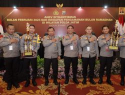 Kapolda Jatim Berikan Apresiasi Dan Penghargaan Kepada Kapolres Sampang AKBP Siswantoro S.IK, MH