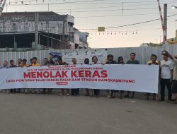 Warga Menuntut Dibuka Atas Penutupan Pintu Kereta Api, Diduga Melanggar HAM Bagi Pejalan Kaki
