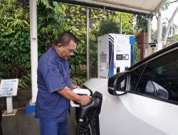 Momen 26 Tahun KBUMN, PLN Terus Kembangkan Ekosistem Kendaraan Listrik di Jakarta