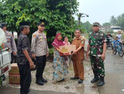 Polres Serang Salurkan 300 Paket Sembako Bantuan Kapolda Banten Untuk Korban Banjir di Majasari Jawilan